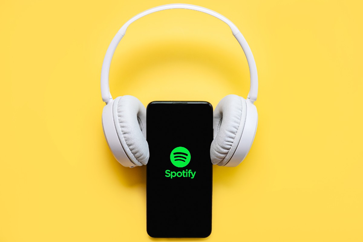 spotify_headset